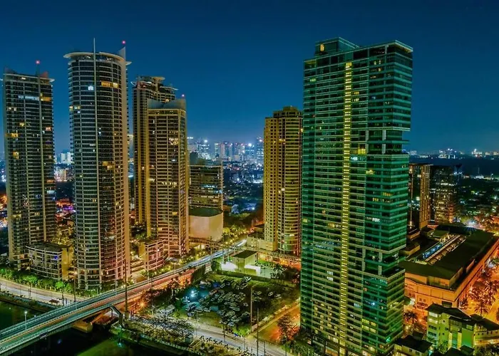 Stunning Panorama With Pool Apartamento *