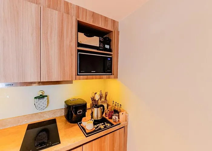 Apartamento Stunning Panorama With Pool Manila